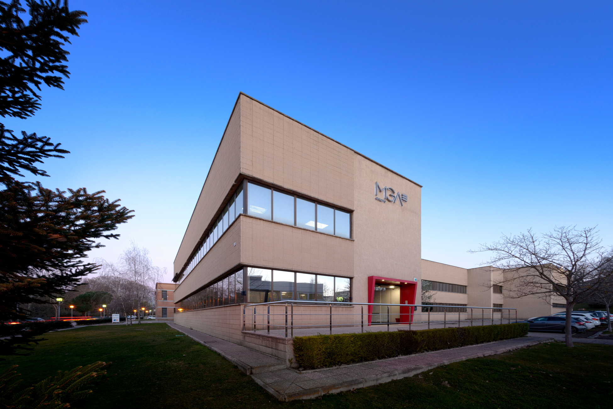 Instalaciones MGA Industrial en Parc Tecnològic del Vallès